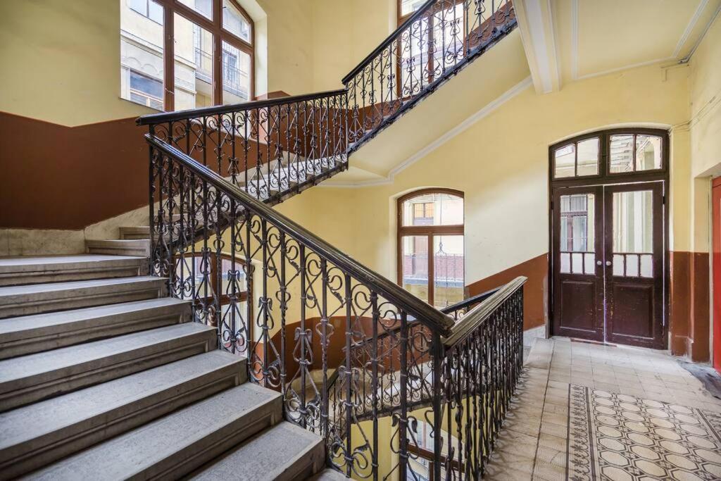 Klauzal City Garden Apartments - 2-Bedroom K34 Будапешт Екстер'єр фото