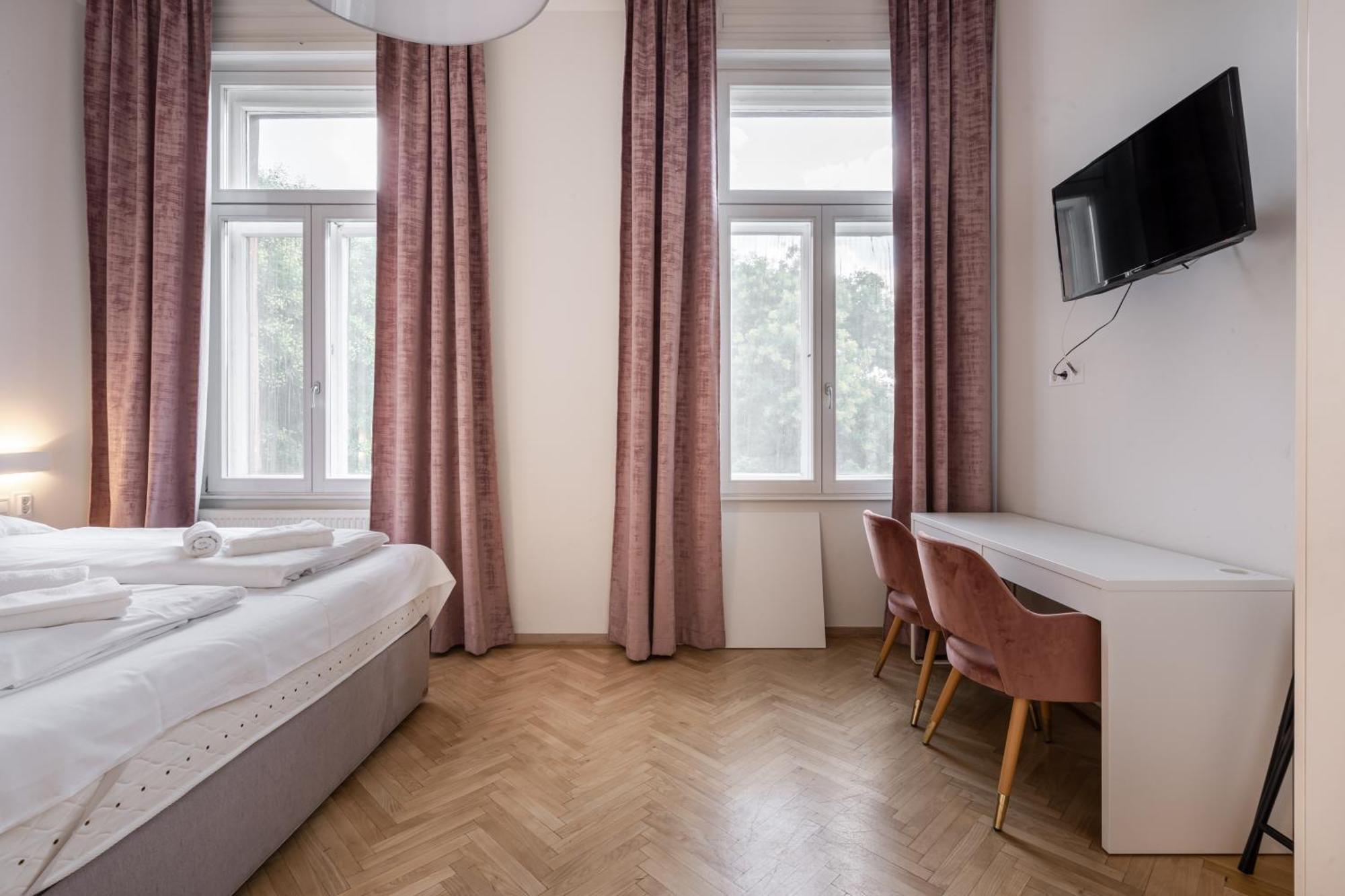 Klauzal City Garden Apartments - 2-Bedroom K34 Будапешт Екстер'єр фото